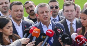 fatih-altayli-ozgur-ozel-bir-surpriz-hazirliyor-vuK674W2.jpg
