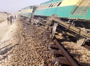 pakistanda-tren-kazasi-1-olu-33-yarali-p8is8pwN.jpg