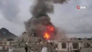 israil-yemenin-baskenti-sanayi-vurdu-Sa7TyKMt.jpg