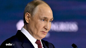 putin-zelensky-moskovaya-gelirse-gorusurum-eat5x92H.jpg