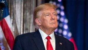 trumptan-yabanci-sirketlere-gocmenlik-yasalarina-uyun-amerikali-isci-calistirin-cagrisi-eUOpwTBz.jpg