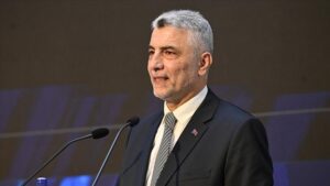 eylulde 1 milyar dolar civarinda cari fazla tahmin ediyoruz WQPEOY6r.jpg