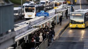 istanbulda toplu tasimaya zam yolda fiyatlar gecen ay artirilmisti 1rIqkNAH.jpg