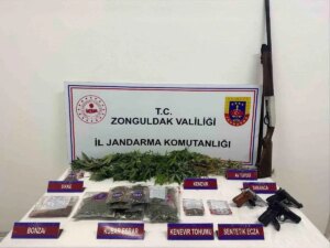 zonguldakta tarihi eserler ve uyusturucu operasyonu kEG4aUJk.jpg