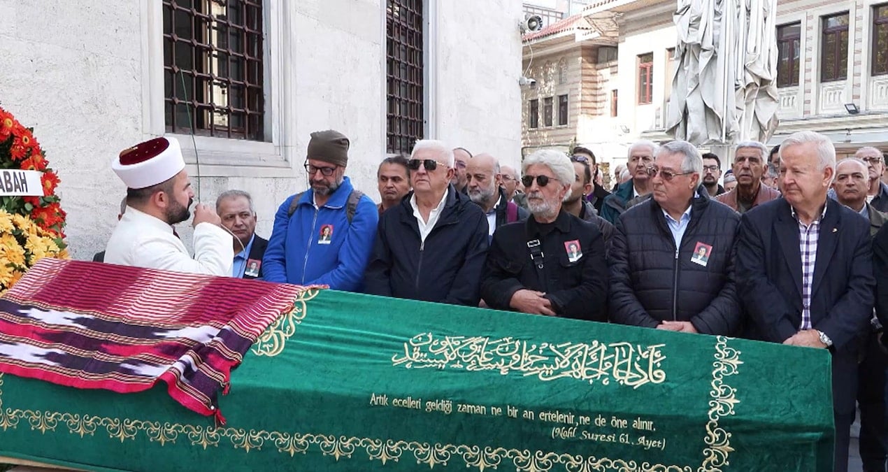 hocalarin hocasi suheyla altmisdort son yolculuguna ugurlandi spe9yWLT.jpg