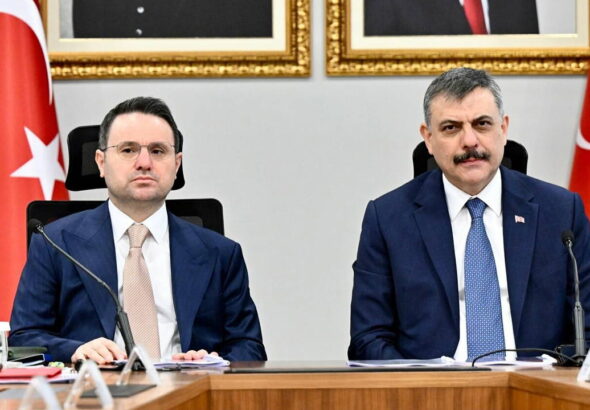adalet-bakani-akin-gurlek-ile-icisleri-bakani-ciftci-bir-araya-geldi-HwcZDfnT