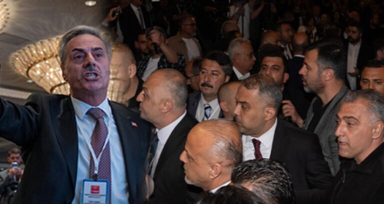 turkiye-belediyeler-birligi-baskani-vahap-secer-oldu-fehIFIUp
